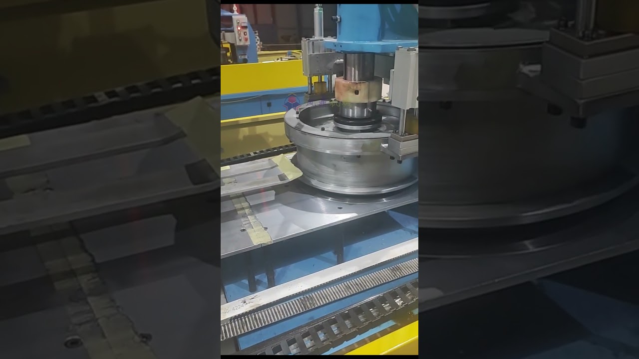 Compact steel wire coiling and packaging machine designed for optimal efficiency and ease of use.