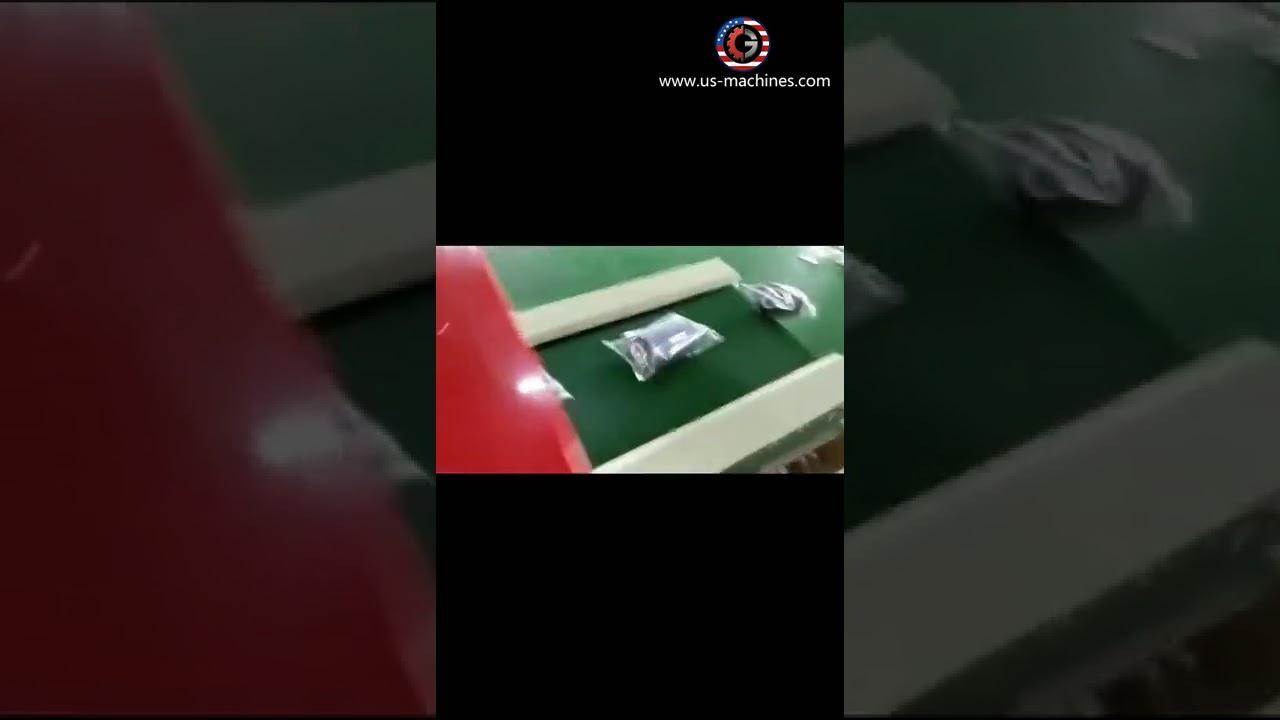 Horizontal packing machine for feeding and sealing bags using coil rolls. Optimized for efficiency and convenience.