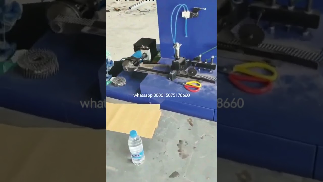 Machine for making and collating coil nails with threading capability, suitable for use with wood pallets.