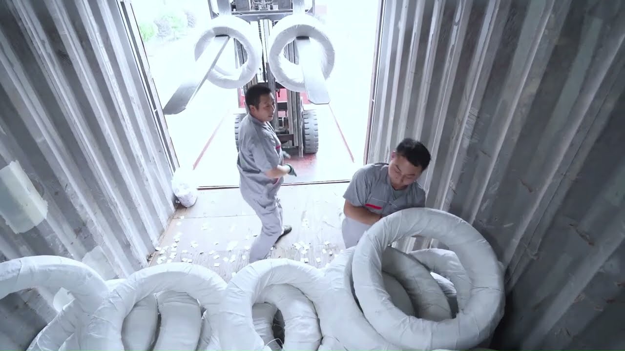 Stock and Loading of Zinc-Plated Wires – Enhanced for Efficiency