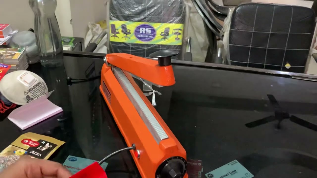 Compact Handheld Sealing Machine for Hotbar and Pouch Sealing, Available in 8, 12, and 16-inch Sizes with 4 Line Sealing Capacity.