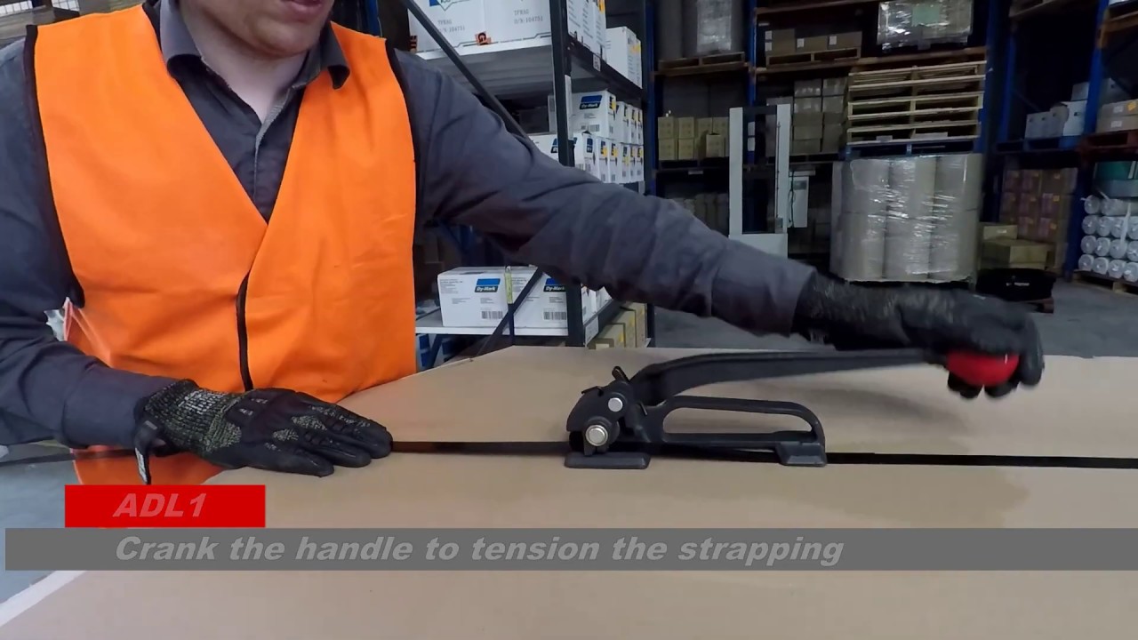 Mastering the Art of Manual Steel Strapping: A Comprehensive Guide to Efficiently Tensioning Straps