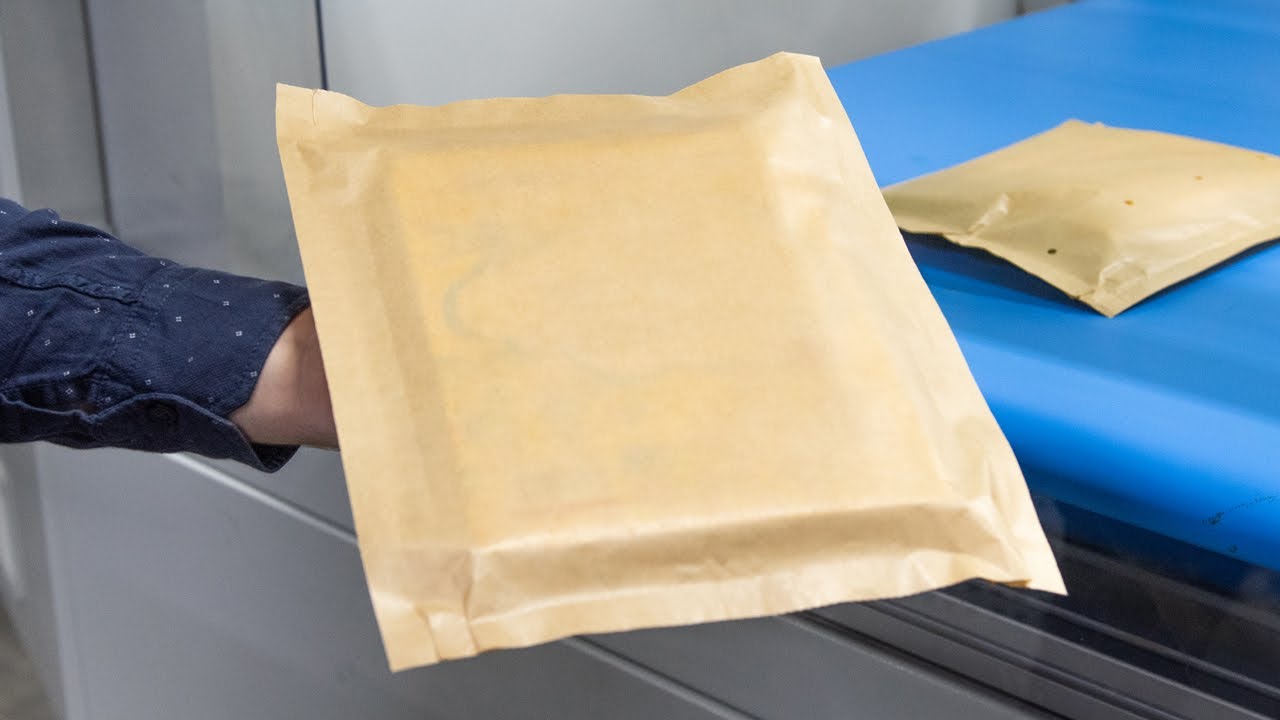 Automated Paper and Poly Packaging Machine with 4-Sided Sealing System