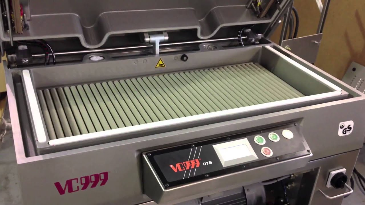 Automatic Vacuum Packing Machine Demonstration