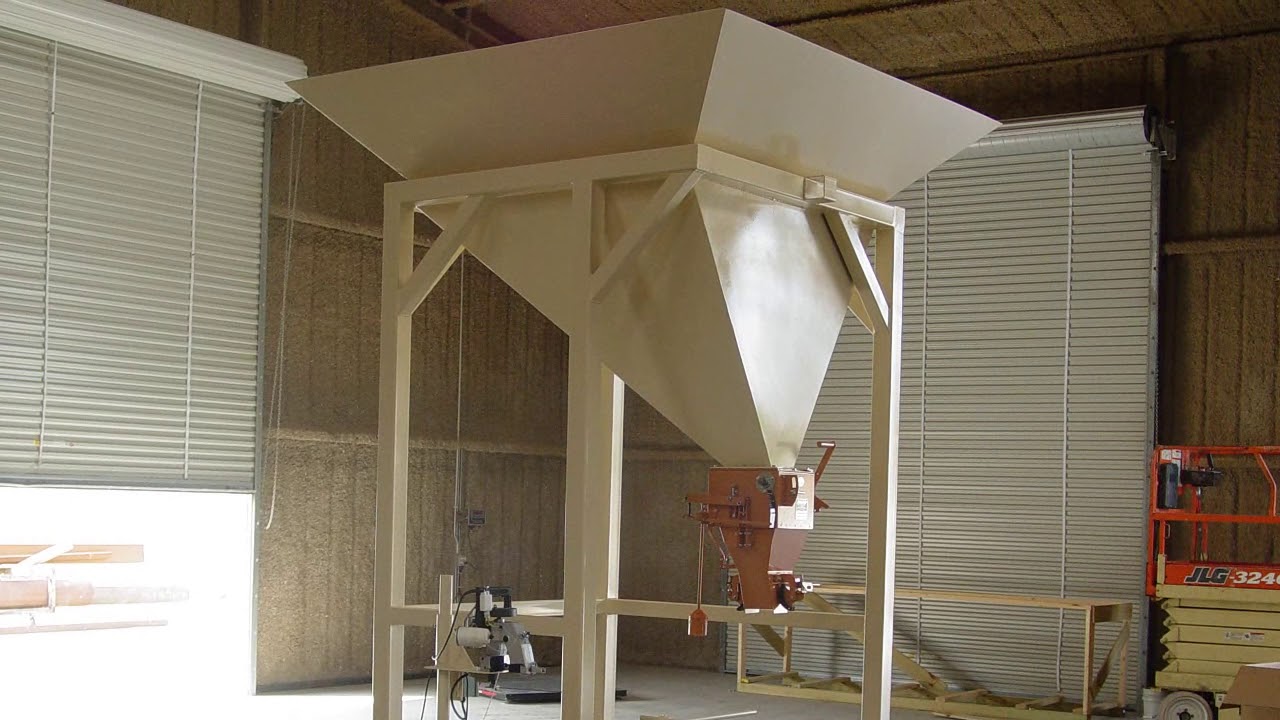 Bagging Deer Corn and Grains in 30-50 lb Bags Bagging Deer Corn and Grains in 30-50 lb Bags