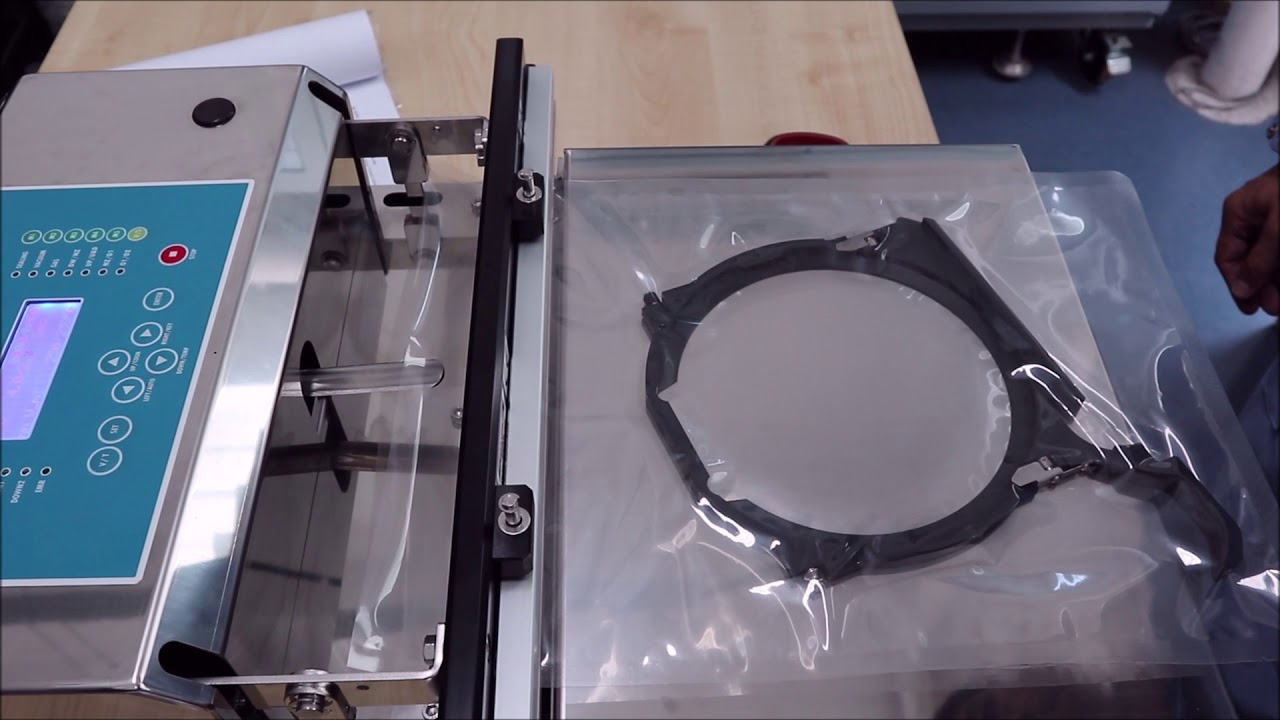 Demonstration of an Industrial Vacuum Sealer Demonstration of an Industrial Vacuum Sealer