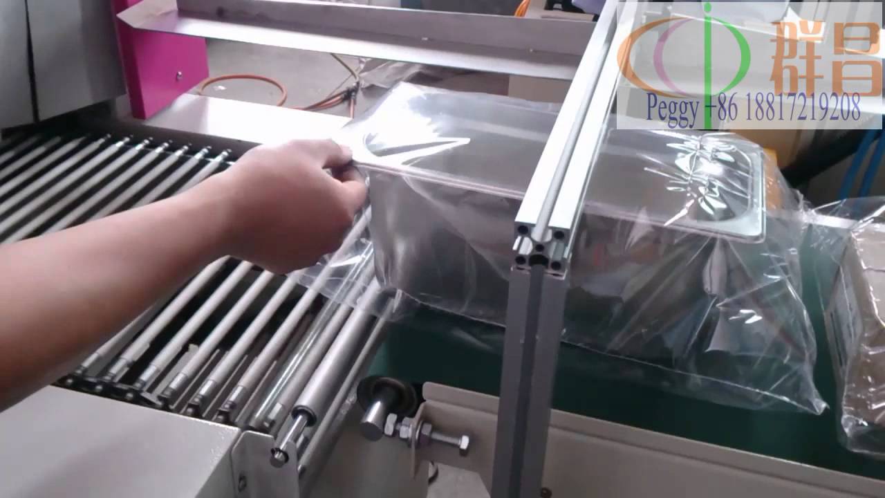 Packaging Machine for Plastic Boxes Packaging Machine for Plastic Boxes