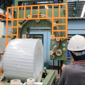Wire coil packing machine